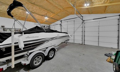 Rare opportunity! 2 Stall BOATHOUSE! Included with LIFTS! Moored - photo 33