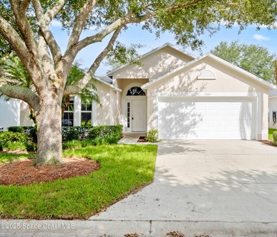 (private lake, pond, creek) Home For Sale in Vero Beach Florida