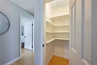 Welcome home to this beautifully well-maintained single-story - photo 8