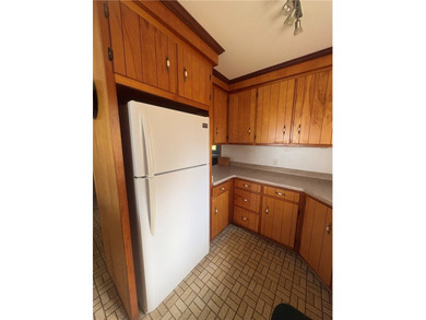 LAKE ONTARIO VIEW PROPERTY - DREAM LOCATION - Beautiful cozy 2 - photo 20