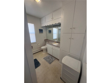 LAKE ONTARIO VIEW PROPERTY - DREAM LOCATION - Beautiful cozy 2 - photo 23
