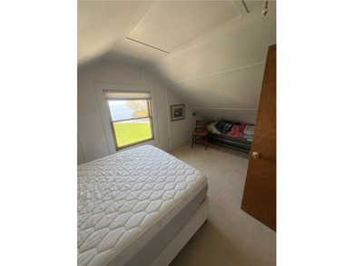 LAKE ONTARIO VIEW PROPERTY - DREAM LOCATION - Beautiful cozy 2 - photo 30