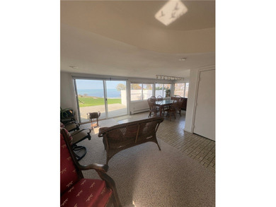 LAKE ONTARIO VIEW PROPERTY - DREAM LOCATION - Beautiful cozy 2 - photo 34