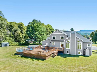 Immaculately maintained 4-bedroom, 5 1/2-bath contemporary home - photo 2