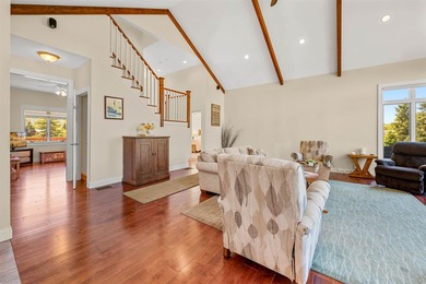 Immaculately maintained 4-bedroom, 5 1/2-bath contemporary home - photo 6