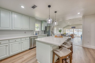 ** PRICE IMPROVEMENT ** 569 ELLEN WILLIAMS LOOP. This is a cool - photo 12