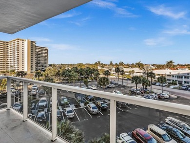 Spacious one bedroom with northern exposure. Relax and enjoy - photo 15