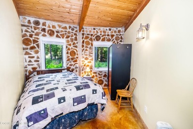 Tucked along 180 feet of Granite Creek frontage, this rare 1 - photo 21