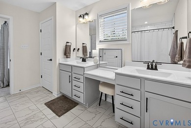 Welcome to Magnolia Green! This beautifully maintained end-unit - photo 25