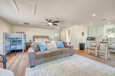 ** PRICE IMPROVEMENT ** 569 ELLEN WILLIAMS LOOP. This is a cool - photo 28