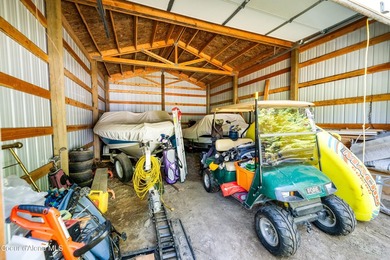 Tucked along 180 feet of Granite Creek frontage, this rare 1 - photo 30