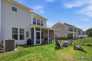 Welcome to Magnolia Green! This beautifully maintained end-unit - photo 35