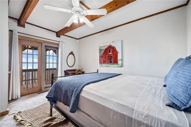THAT VIEW . . . This perfect mountain cabin sits at over 3000 - photo 42