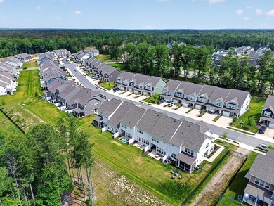 Welcome to Magnolia Green! This beautifully maintained end-unit - photo 47