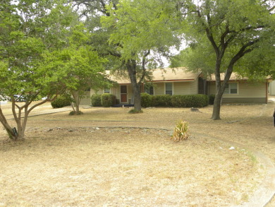 Home in Quiet Neighborhood - Lake Home For Sale in Clifton, Texas