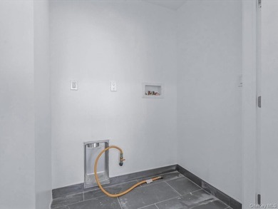 Welcome to 42 Williamson Street, a beautiful new construction - photo 25