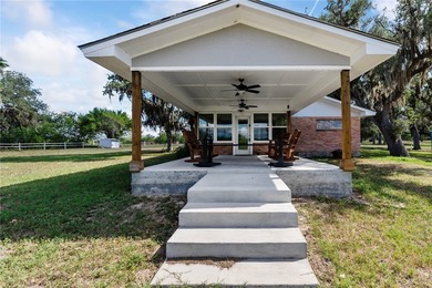 Nestled in a quiet bend near Lake Corpus Christi, this - photo 29