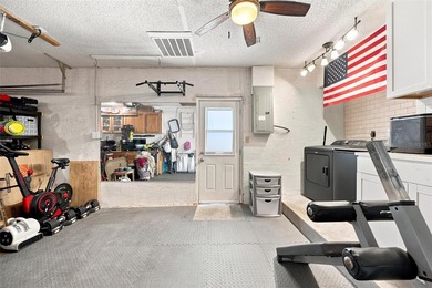 Welcome to this beautifully updated 3-bedroom, 2-bath home in - photo 31