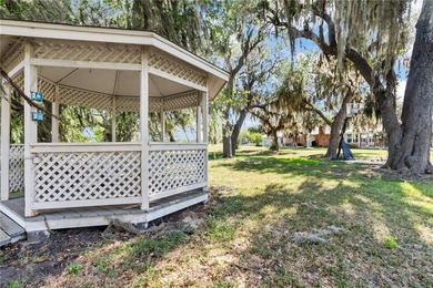 Nestled in a quiet bend near Lake Corpus Christi, this - photo 32
