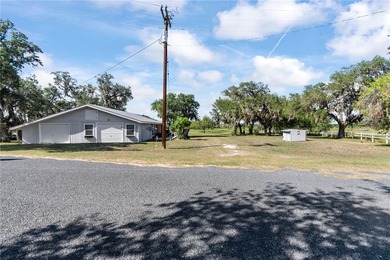 Nestled in a quiet bend near Lake Corpus Christi, this - photo 38
