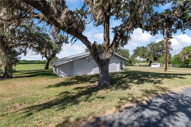 Nestled in a quiet bend near Lake Corpus Christi, this - photo 39
