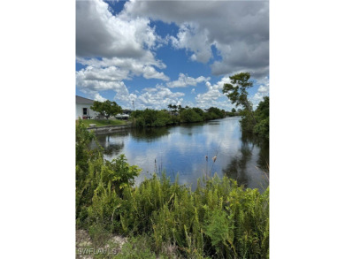 Cape Coral Lakes Area Lot For Sale in Cape Coral Florida