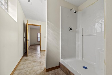 This immaculate ranch in southern Missouri has been thoughtfully - photo 50