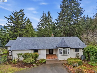 (private lake, pond, coastal) Home For Sale in Cottagegrove Oregon