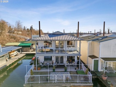 Lake Home For Sale in Portland, Oregon