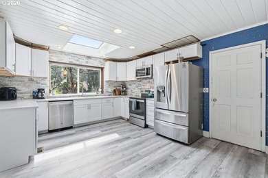 Welcome to 6337 SE Brownlee Rd! Nestled on nearly a full acre in - photo 11