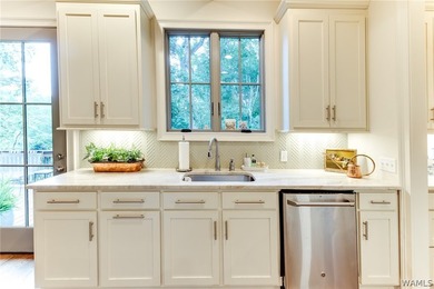 This stunning custom-built home features 5 bedrooms, 4.5 baths - photo 14