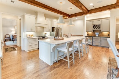 This stunning custom-built home features 5 bedrooms, 4.5 baths - photo 18