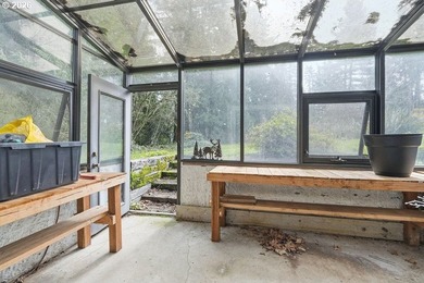 Welcome to 6337 SE Brownlee Rd! Nestled on nearly a full acre in - photo 28