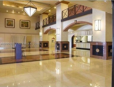 Large 1 bedroom with walk in closet and separate owners bathroom - photo 6