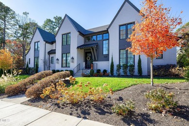 EXCEPTIONAL LIKE-NEW luxury estate overlooking the rolling - photo 5