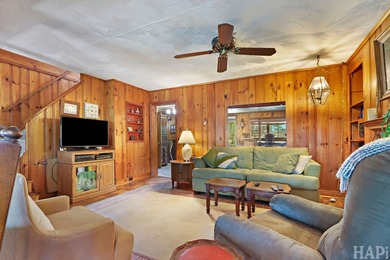 Welcome to your charming waterfront retreat on Nippersink Creek! - photo 8