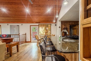 Welcome to a perfect getaway or year around lake home! This - photo 13