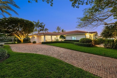 This Sophisticated and elegant residence offers over 5,000 sq ft - photo 4