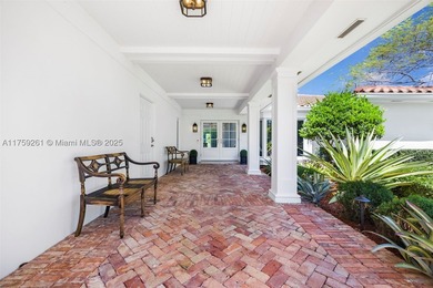 This Sophisticated and elegant residence offers over 5,000 sq ft - photo 5