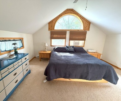 Motivated Seller! Recently remodeled 2-bed, 2-bath cottage on - photo 16