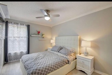 Beautiful renovated five bedroom with private gated community - photo 19