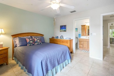 This fantastic pool home can now be yours. This CBS 3/2.5 plus - photo 24