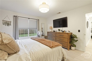 Welcome to 219 Laurelwood Drive, a comfortable Savannah home in - photo 29