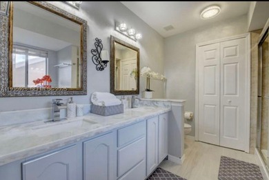 Beautiful renovated five bedroom with private gated community - photo 29