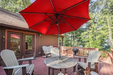 Welcome to a perfect getaway or year around lake home! This - photo 29