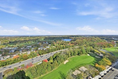 ENJOY INCREDIBLE LOCATION, VIEWS AND RENOVATION! HARD TO FIND! - photo 30