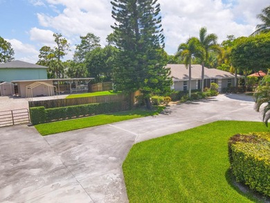 This fantastic pool home can now be yours. This CBS 3/2.5 plus - photo 45