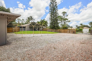 This fantastic pool home can now be yours. This CBS 3/2.5 plus - photo 49