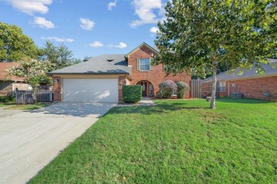 Lake Lewisville Home For Sale in Lake Dallas Texas