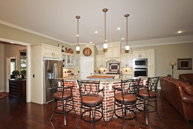 Charming Garden Home in Quail Creek - Built in 2014 Welcome to